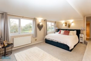 Bedroom- click for photo gallery